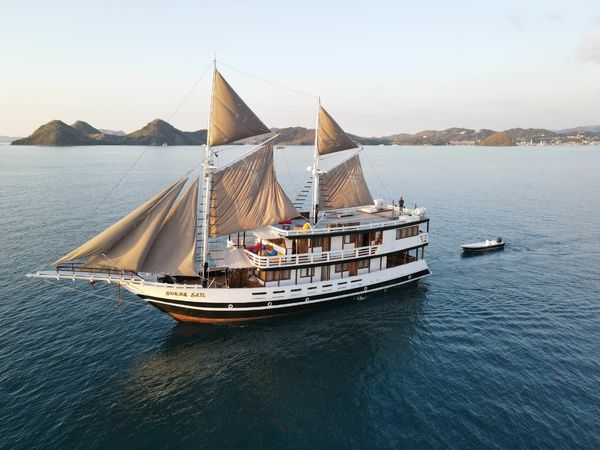 Custom Built Phinisi | Sukha Sail