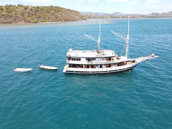 Custom Built Phinisi | Sukha Sail