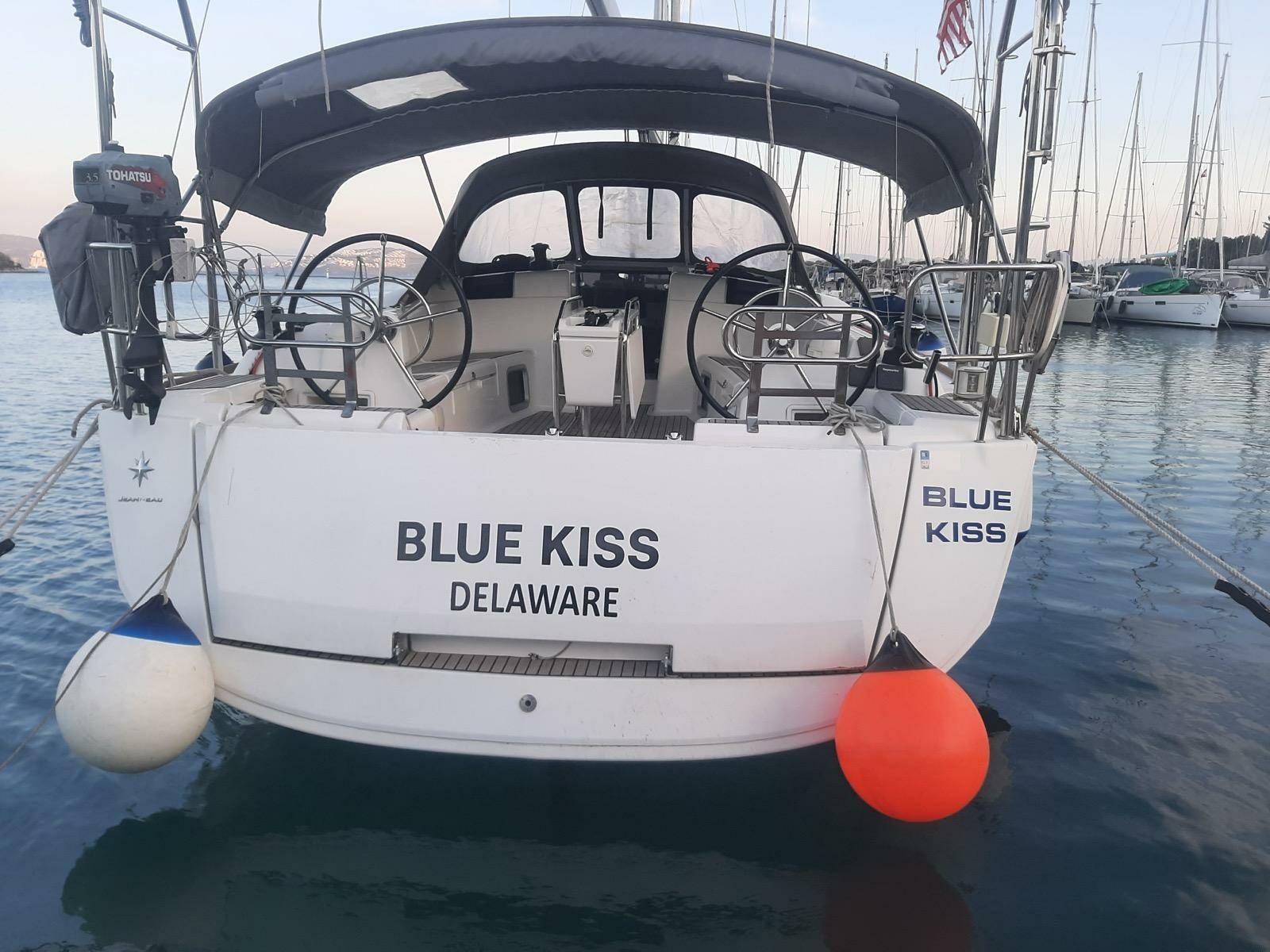 Jeanneau Sun Odyssey 449 | Blue Kiss