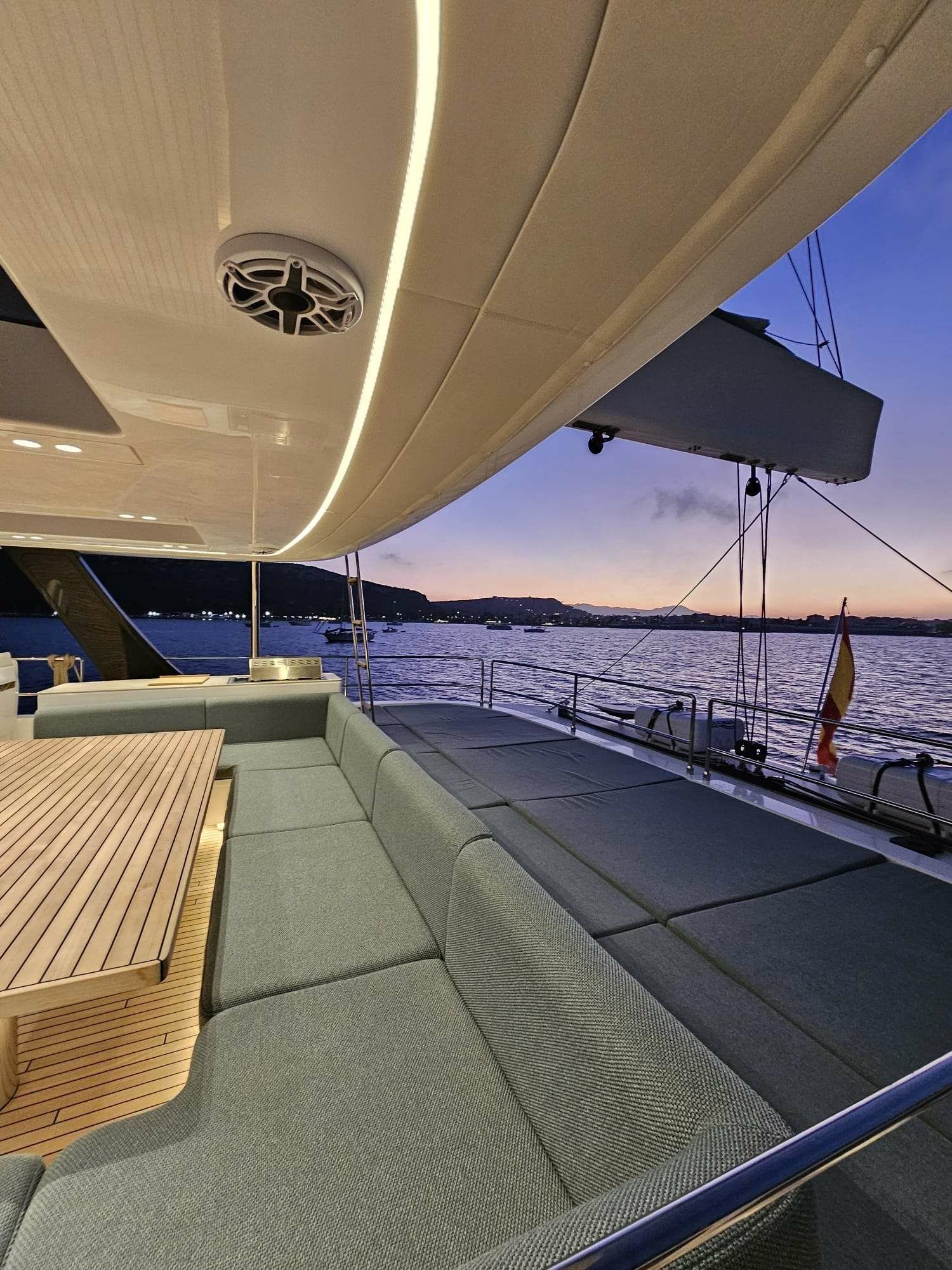 Sunreef 80 | Entre 4