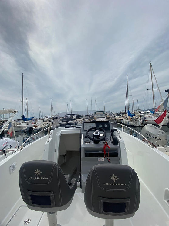 Jeanneau Cap Camarat 6.5 CC | 24