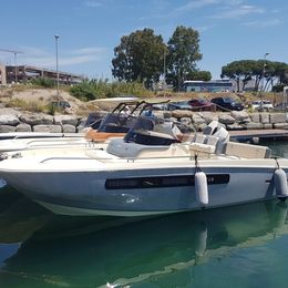 Invictus CX250 | Meta