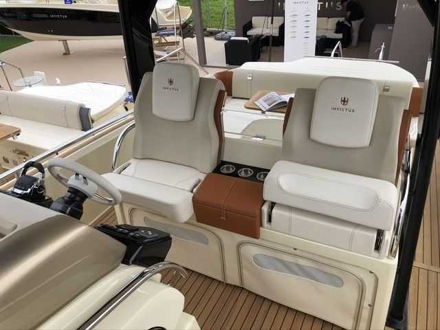 Invictus GT 320 | Meta 1