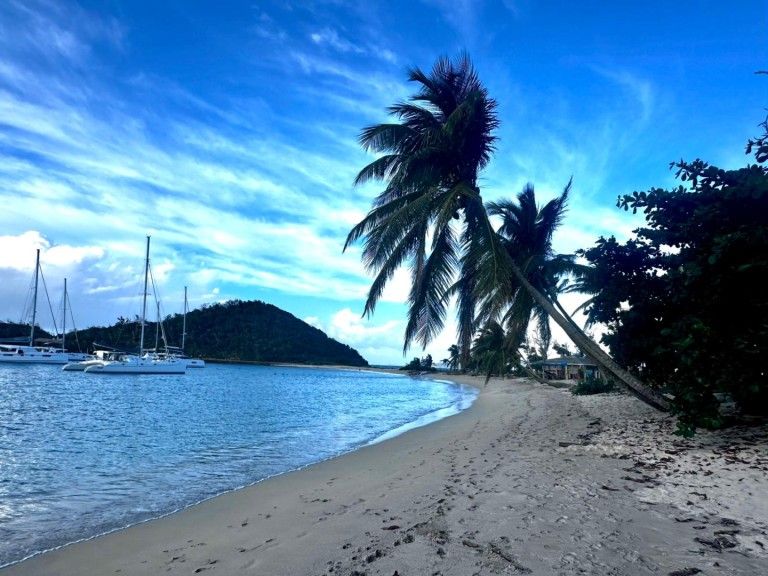 Lagoon 380 S2 | Keshi