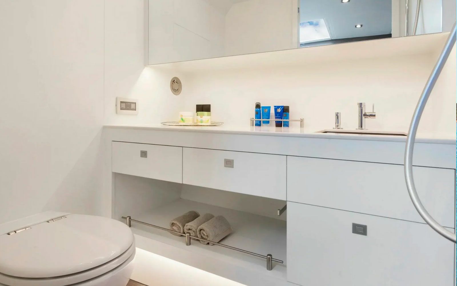 Vanquish VQ45 | Victory