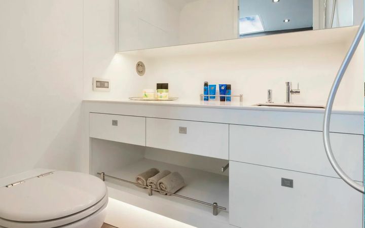 Vanquish VQ45 | Victory