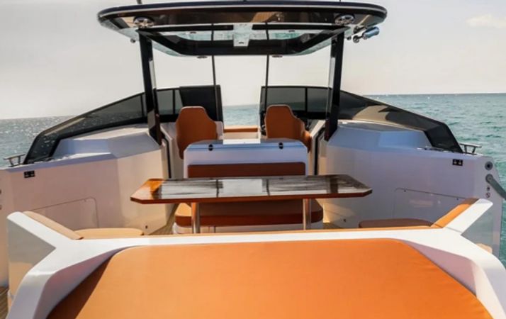 Custom Built 39 | Dr. No