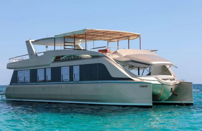 Custom Built 65 | Goldfinger