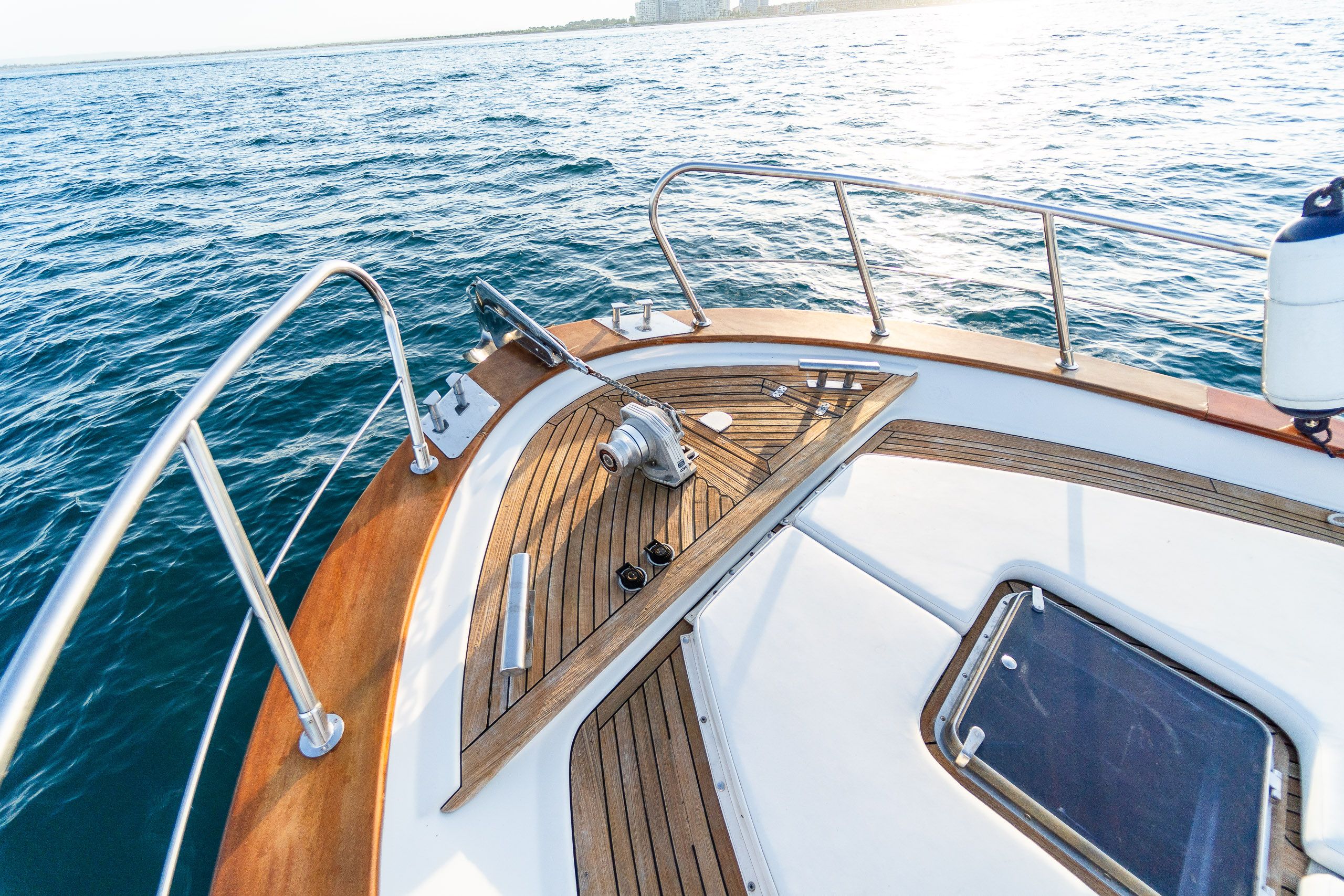 Fratelli Aprea 32 | Intrepid