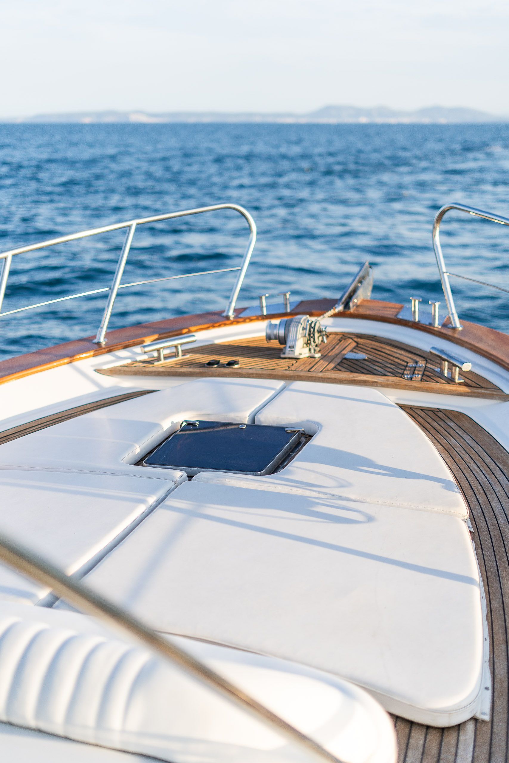 Fratelli Aprea 32 | Intrepid