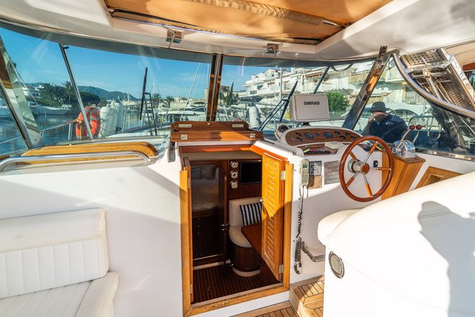 Fratelli Aprea 32 | Intrepid