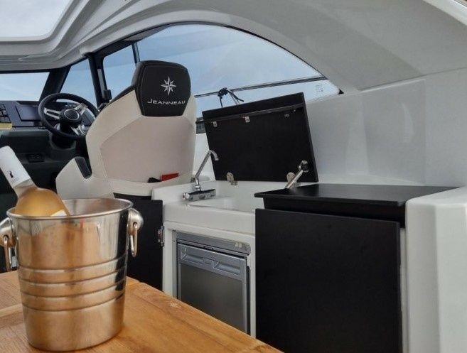 Jeanneau Leader 33 | Tebelina