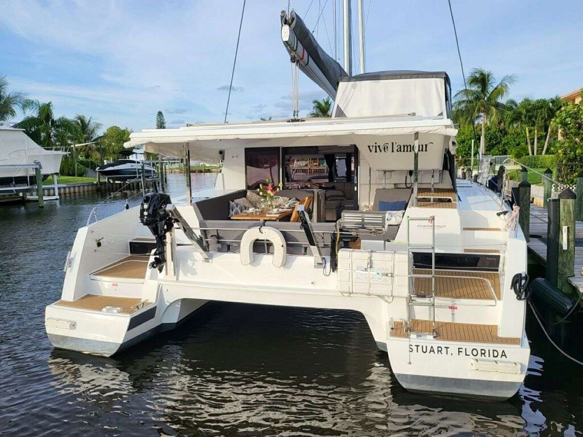 Fountaine Pajot Isla 40 | Vive L'Amour