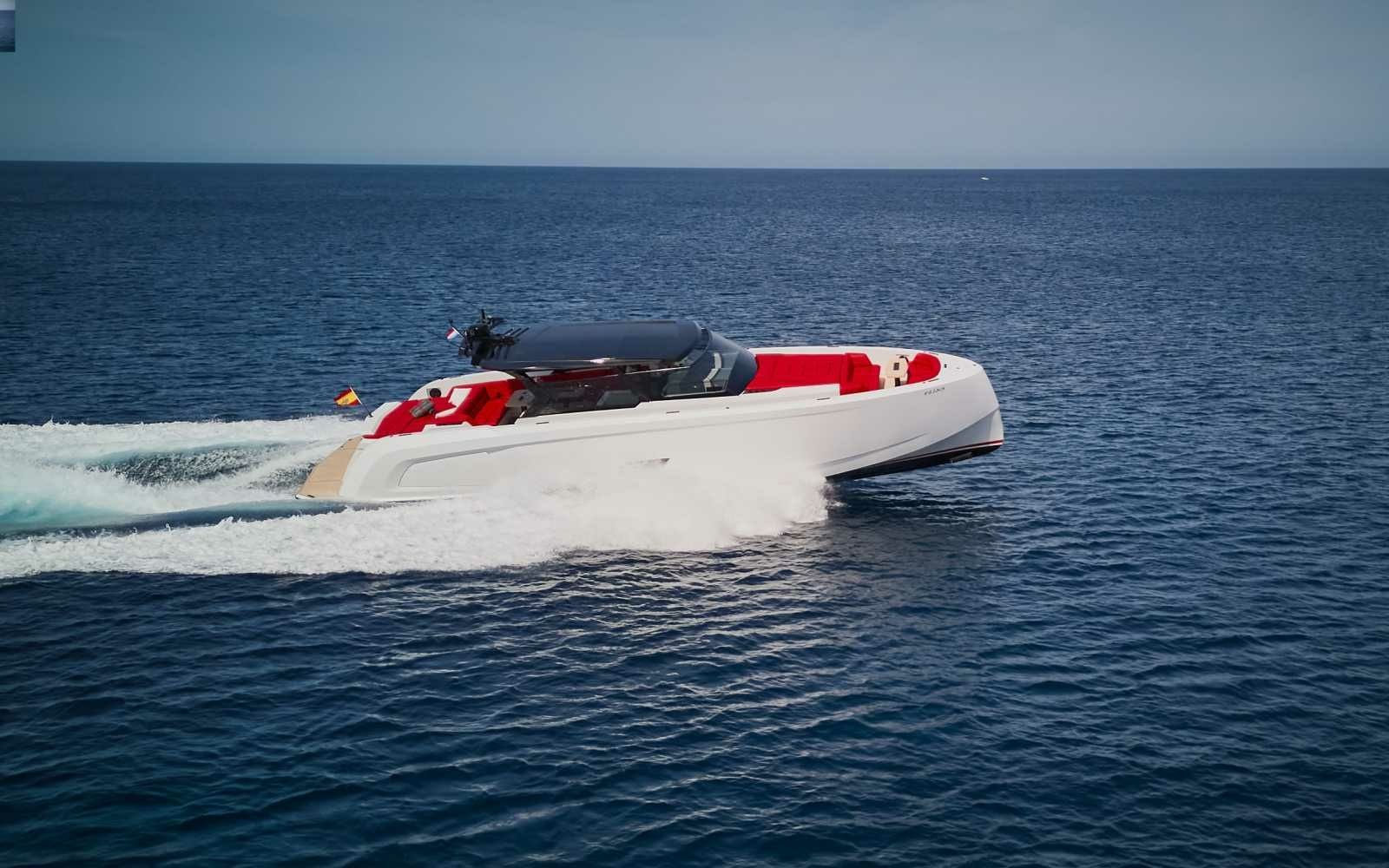 Vanquish 58 | Real Diva