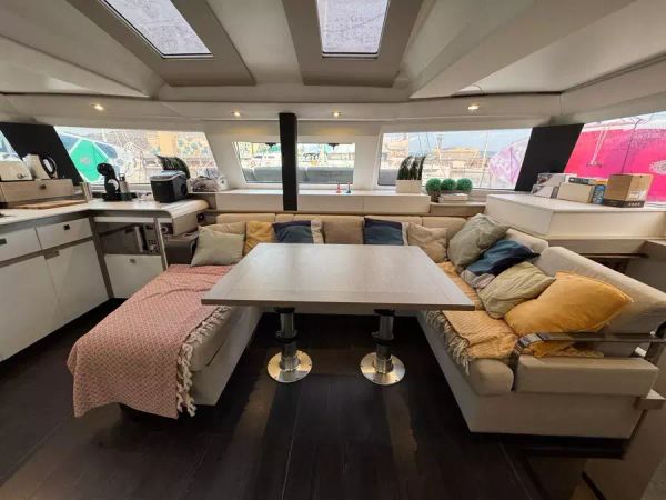 Fountaine Pajot Elba 45 | Be Hang Loose