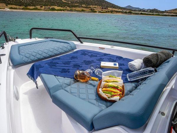 Axopar 37 Sun Top | Paralos