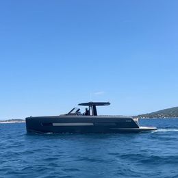 Fjord 42 | Le First 3