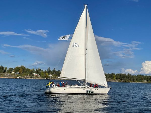 Jeanneau 51 | Log Out 2