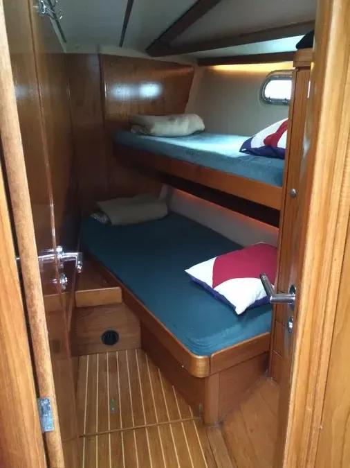 Jeanneau 51 | Log Out 4