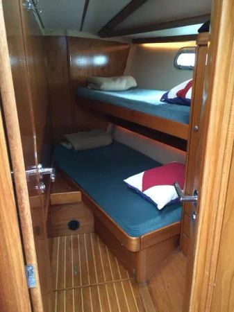 Jeanneau 51 | Log Out 4