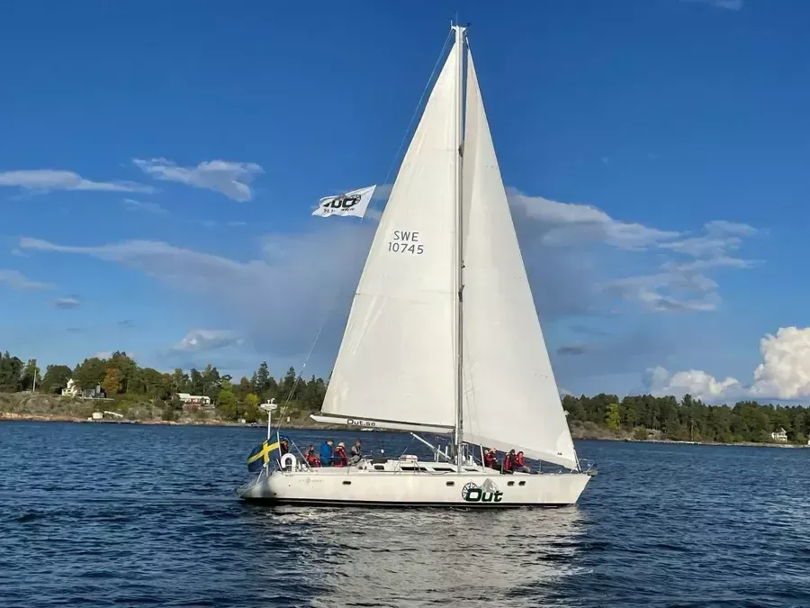 Jeanneau 51 | Log Out 4