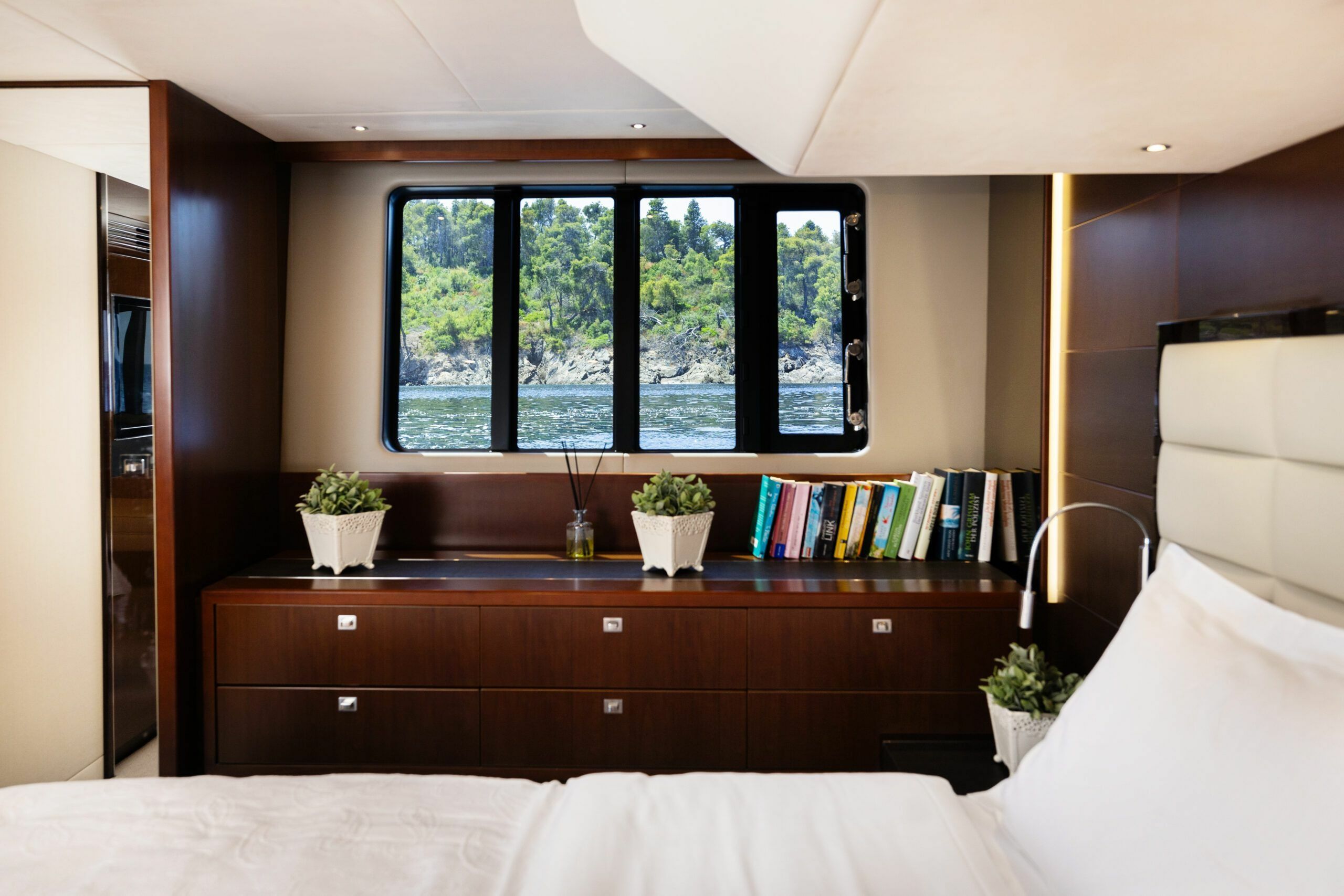 Princess 60 Fly | Blue Bird