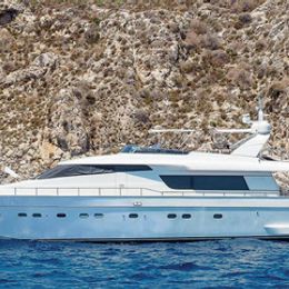 Sanlorenzo 82 | White Bird