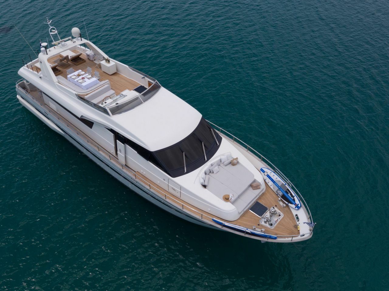 Sanlorenzo 82 | White Bird