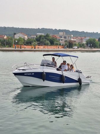 Barracuda 595 | 24