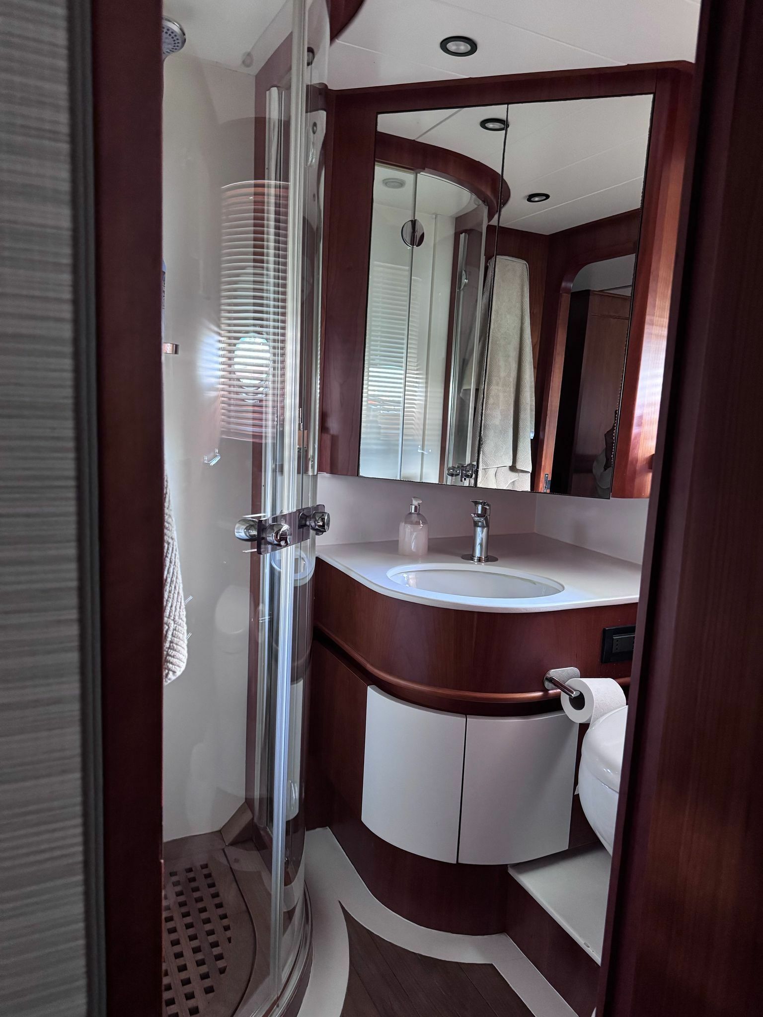 Technema 70 | Gielle