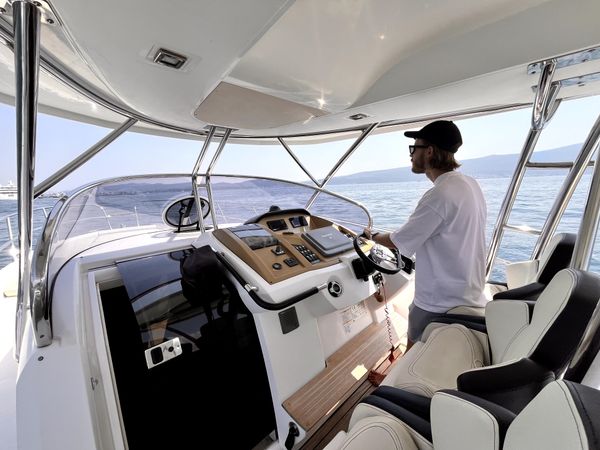 Sessa Key Largo 36 | Zefirka