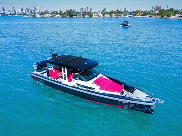 Axopar 37 Sun Top | 18