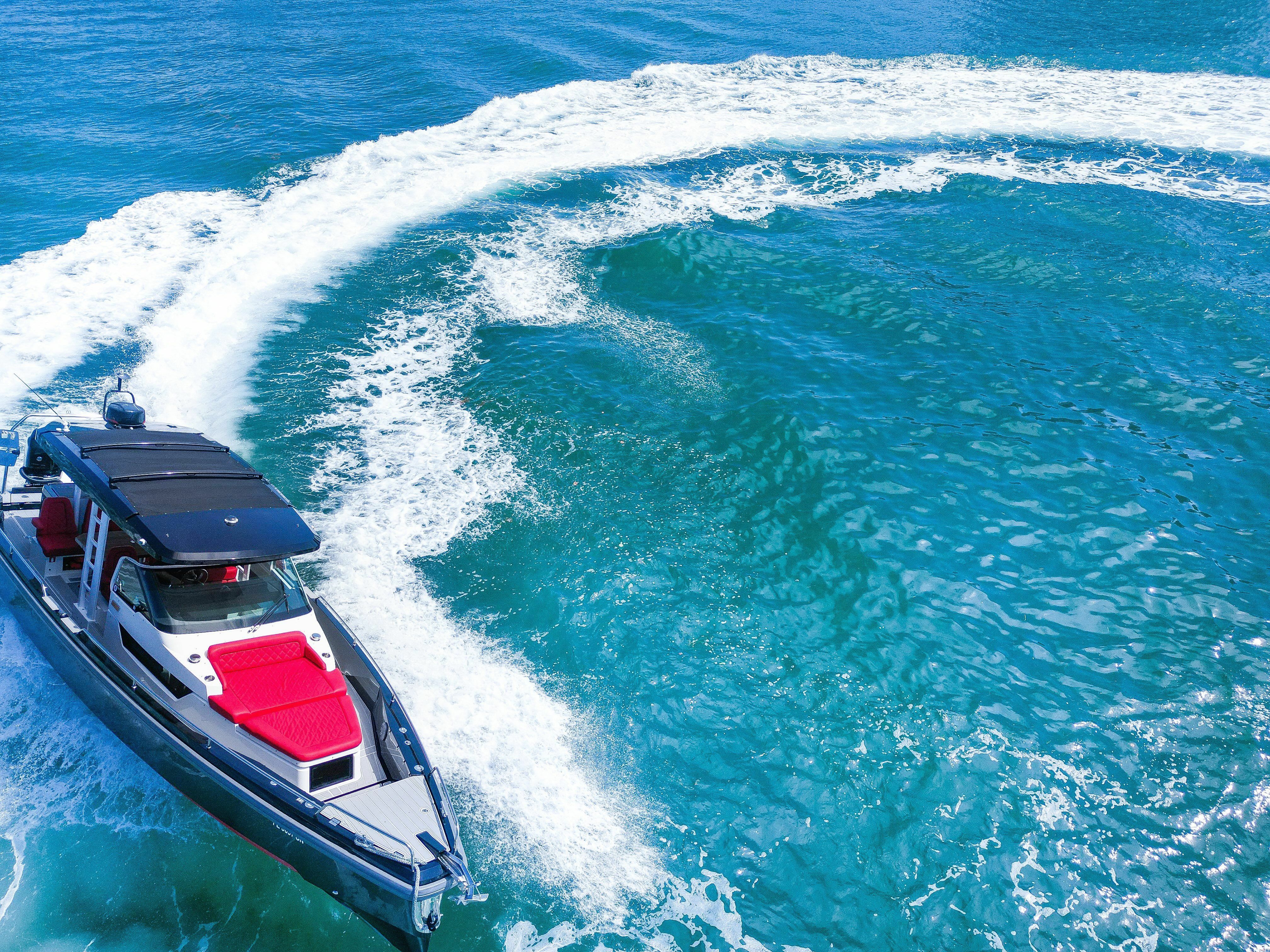 Axopar 37 Sun Top | 18