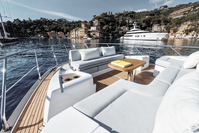 Azimut 60 | Dante