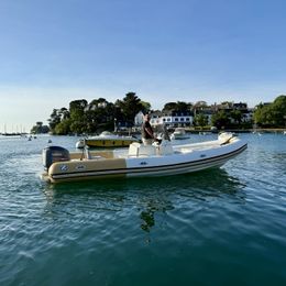 Zodiac Medline 750 | Azimut