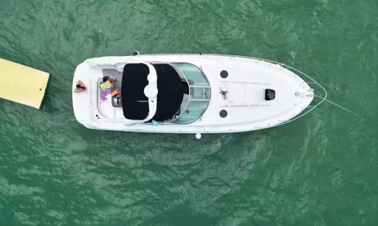 Sea Ray Sundancer 340 | La Dolce Vita