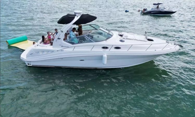 Sea Ray Sundancer 340 | La Dolce Vita