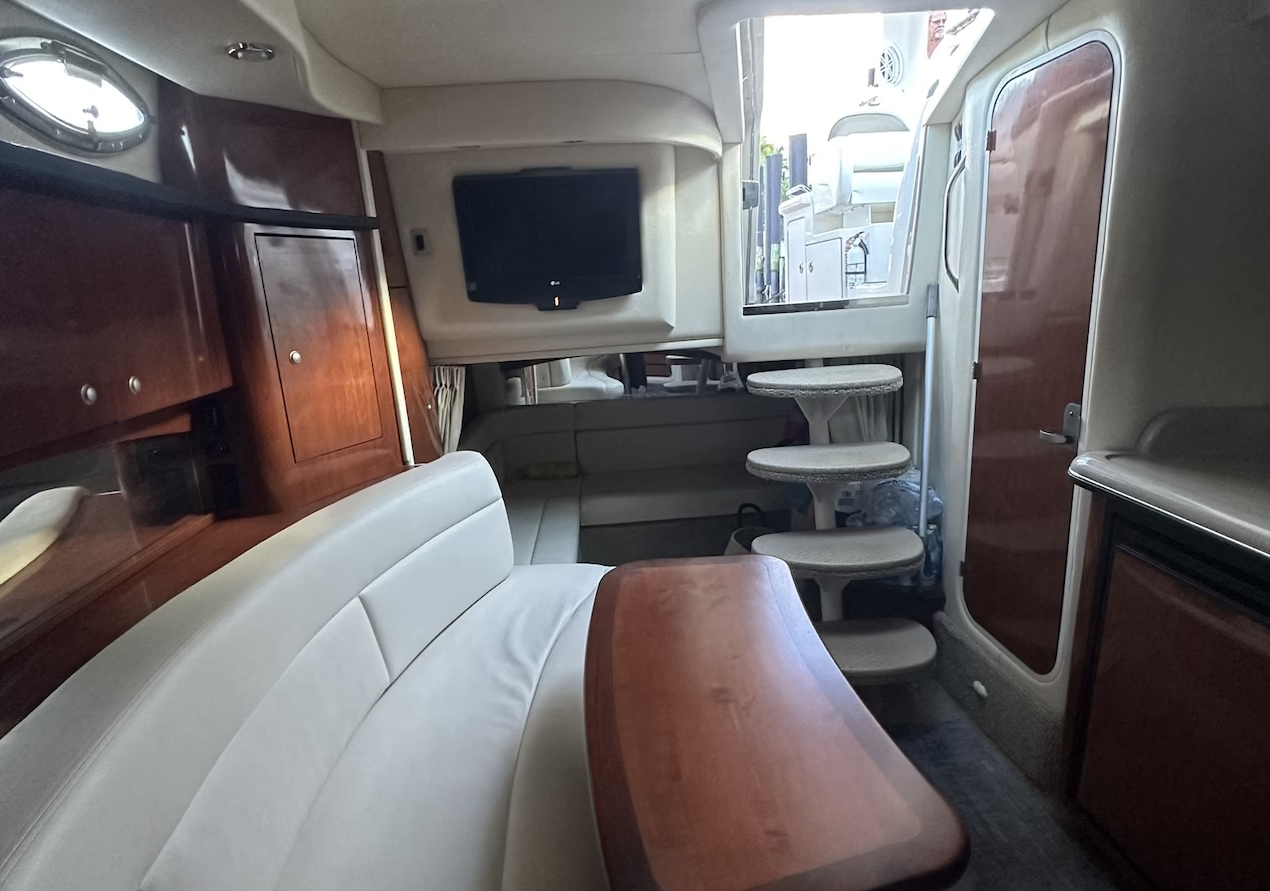 Sea Ray Sundancer 340 | La Dolce Vita