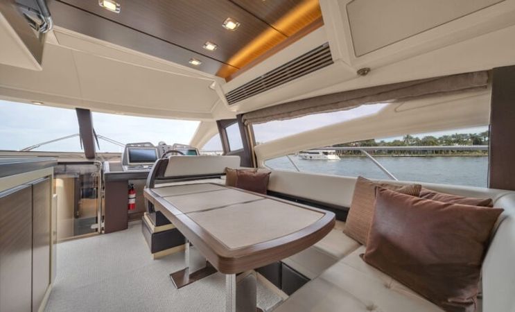 Azimut 64 Fly | Deon