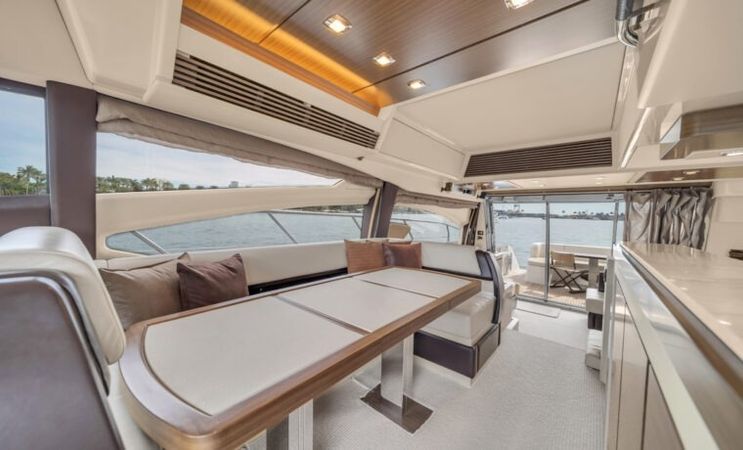 Azimut 64 Fly | Deon