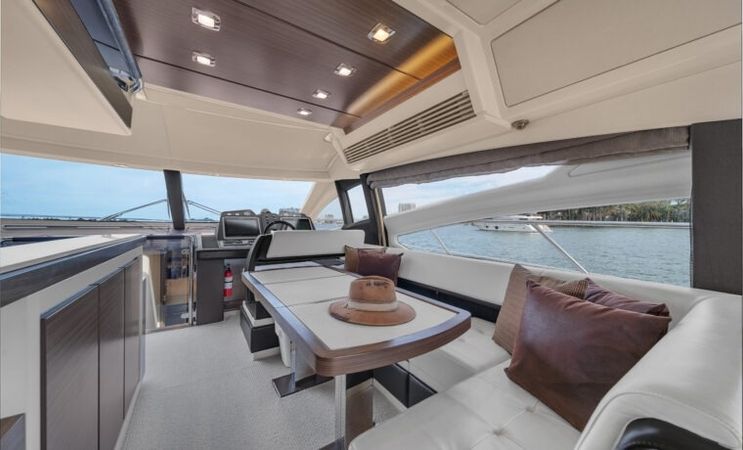 Azimut 64 Fly | Deon