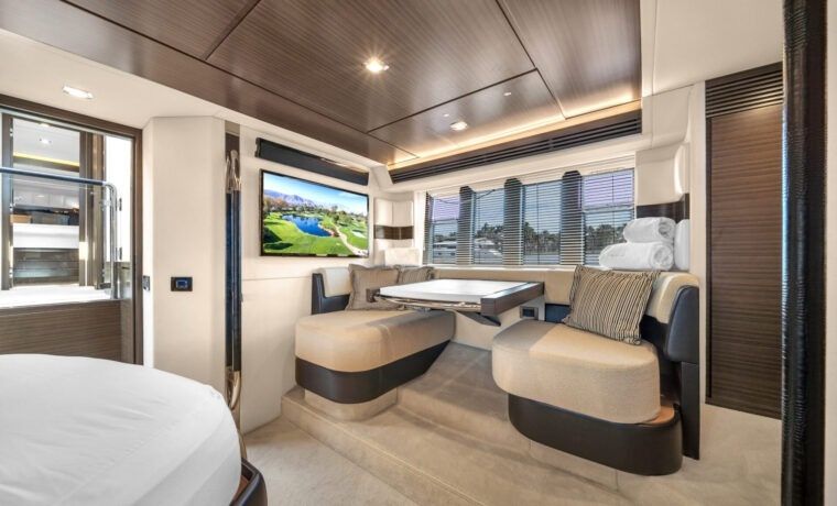 Azimut 64 Fly | Deon