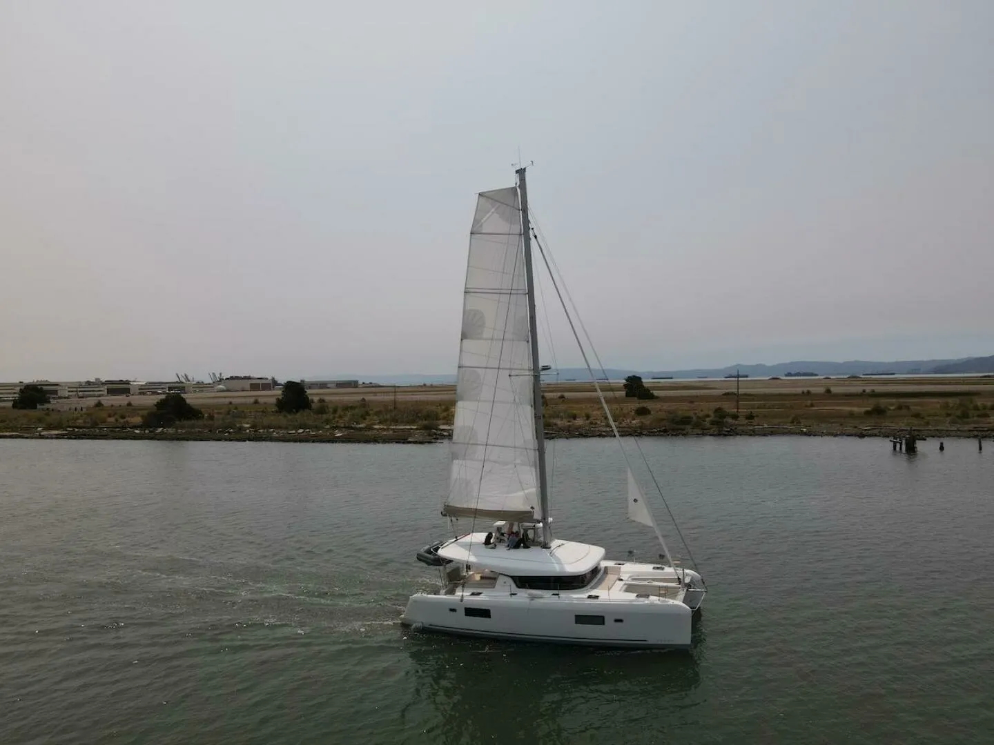 Lagoon 42 | Hullchal