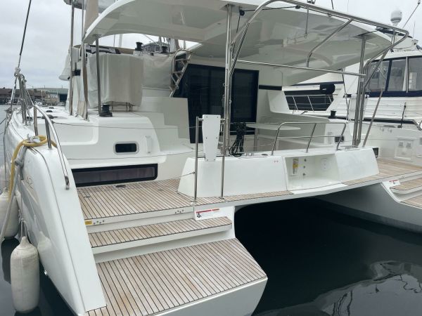 Lagoon 42 | Hullchal