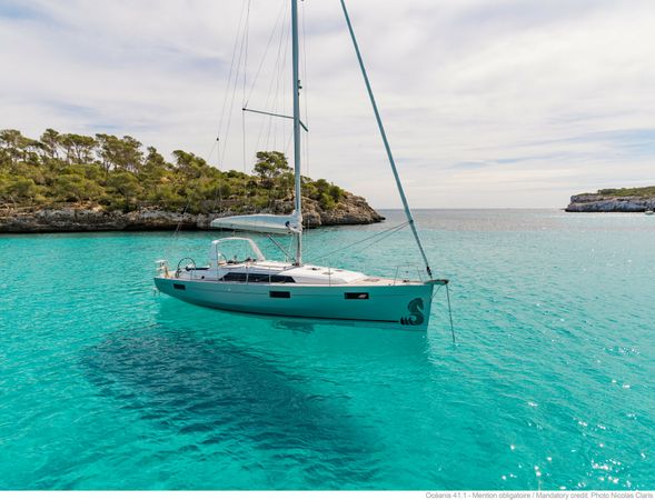 Beneteau Oceanis 41.1 | Fresh Tracks
