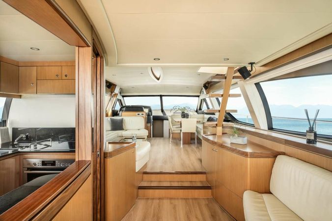 Ferretti 630 | Escape