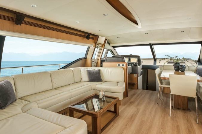 Ferretti 630 | Escape