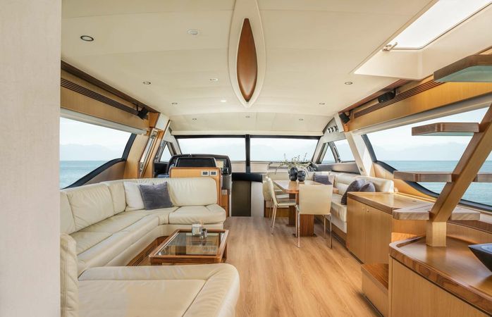 Ferretti 630 | Escape