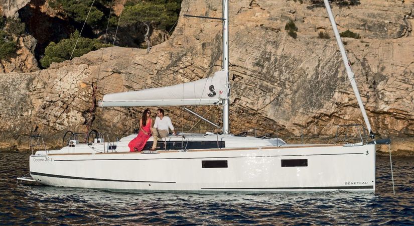 Beneteau Oceanis 38.1 | Into The Mystic