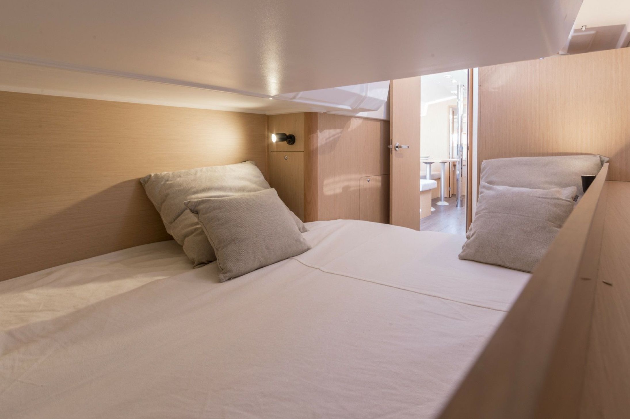 Beneteau Oceanis 38.1 | Into The Mystic